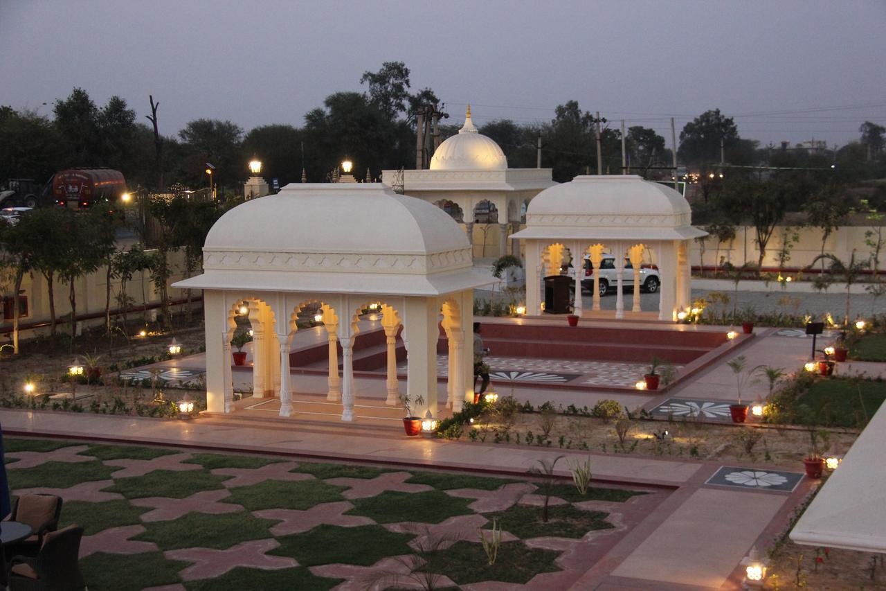 Laxmi Palace Dausa Экстерьер фото